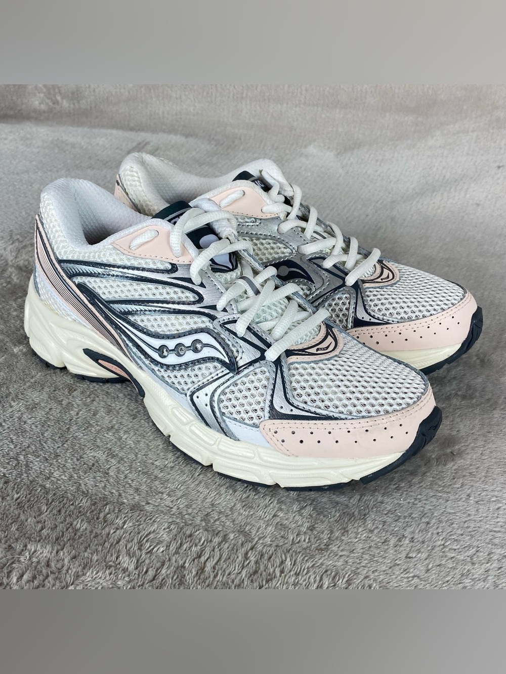 Saucony Ride Millennium Pink Silver Womens Size 7 Running Shoes Athletic NEW